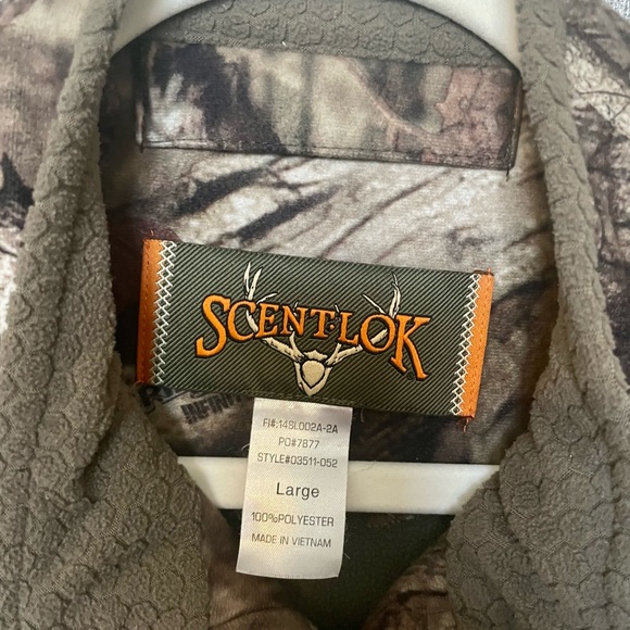 Scent-Lok full season velocity camo jacket size L. Like new. - Picture 5 of 10